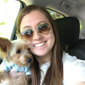 Meet your Posher, Raphaella